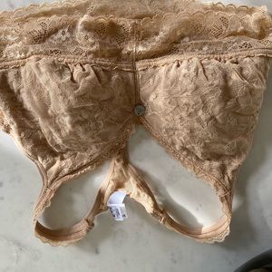 Nude Lace DKNY Bralette Large